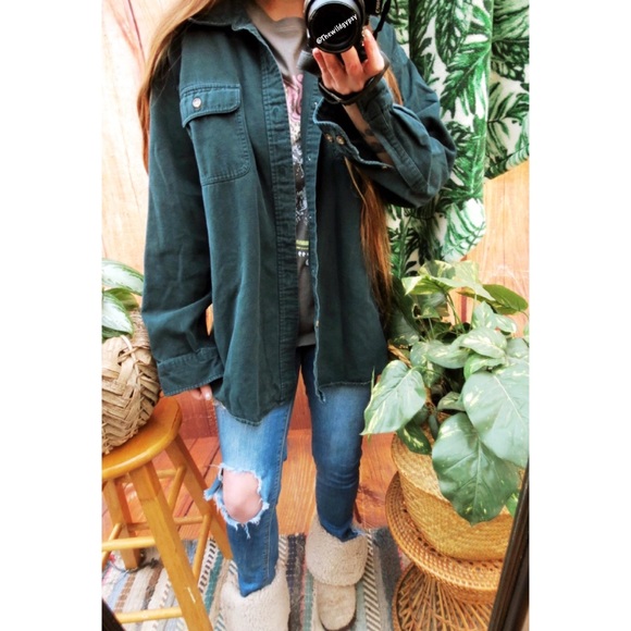 Vintage Tops - Vintage teal cozy oversized shacket 🌨